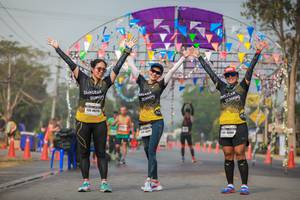 BIB: 45500
                            <button type="button" onclick="openModal(9856059)" class="btn btn-primary btn-sm float-right btn-popup" data-toggle="modal" data-target=".modal-high-quality">
                        <i class="fas fa-shopping-cart"></i> Add to Cart
                    </button>
                                            <button type="button" onclick="isThisMe(9856059, true)" class="btn btn-success btn-sm float-right btn-popup btn-isme hidden" data-toggle="tooltip" data-placement="bottom" title="นี่คือรูปของคุณใช่ไหม คลิกที่นี่เพื่อเอาเข้าอัลบั้ม">
                        <i class="fas fa-plus"></i> Add to album
                    </button>
                    <button type="button" onclick="isThisMe(9856059, false)" class="btn btn-warning btn-sm float-right btn-popup btn-isnotme hidden">
                        <i class="fas fa-ban"></i> Remove from album
                    </button>